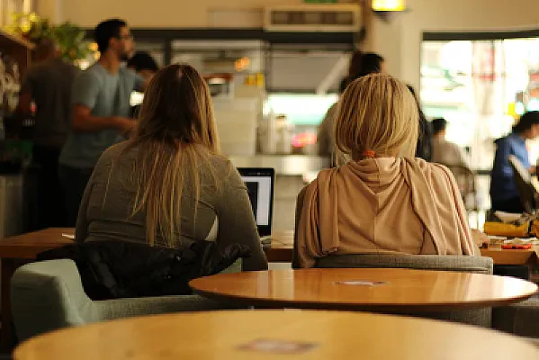 Choosing Between a Co-op and a Summer Internship