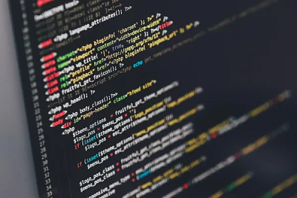 Choosing Between a Coding Bootcamp and a Computer Science Degree