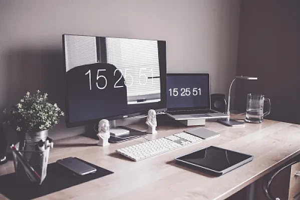 Writing a CV for Your First Job After Graduating from an African University