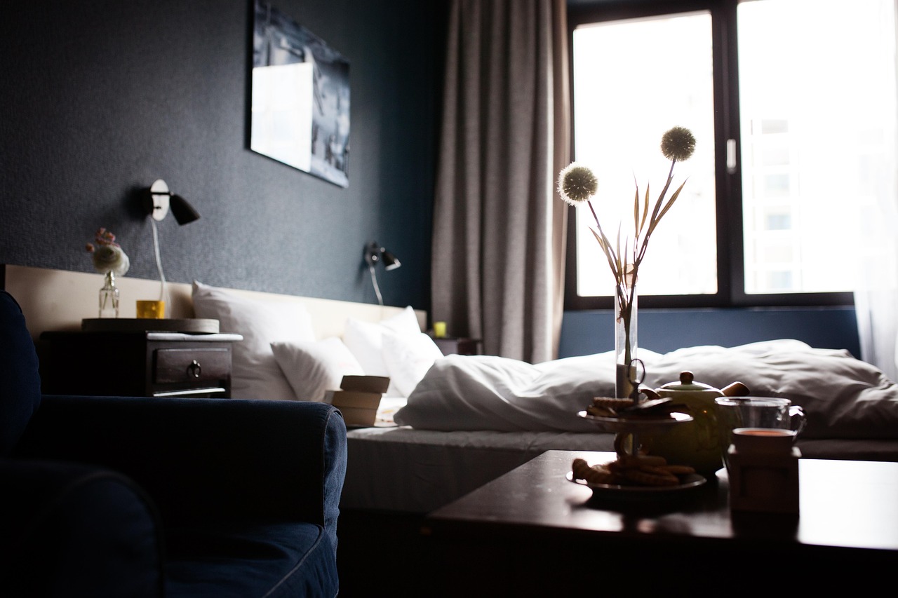 Choosing a Dorm Room Type: Suites, Doubles, and Triples Explained