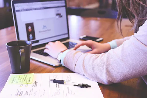 Dual Study Programs in Europe: Countries Where You Can Work and Study Simultaneously