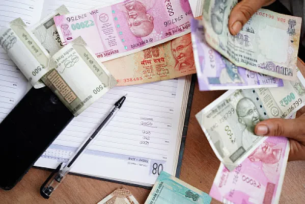 FBAR and FATCA Basics for Americans With Foreign Bank Accounts