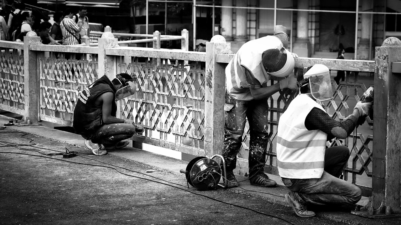 Finding First-Generation Student Support Offices and Programs on Campus