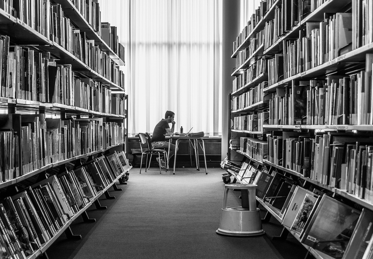 First-Generation Student Support Programs at European Universities