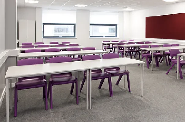 Choosing Your First Semester Course Schedule: Freshman Registration Explained