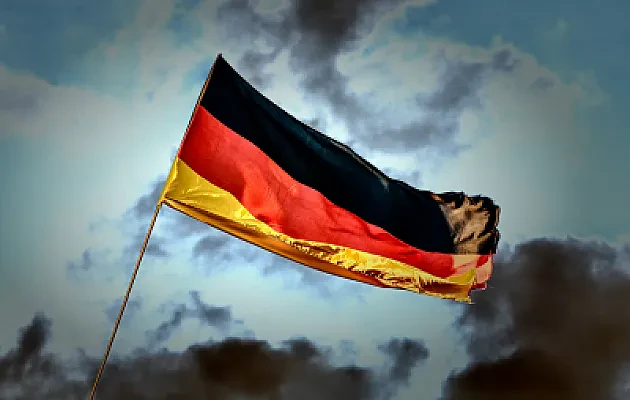 Germany's Duales Studium Explained: Combining a Company Apprenticeship with a Degree