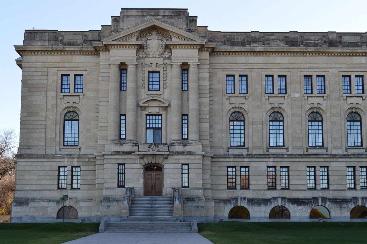 How Post-Secondary Education Works in Saskatchewan: Institutions, Degrees and Credentials