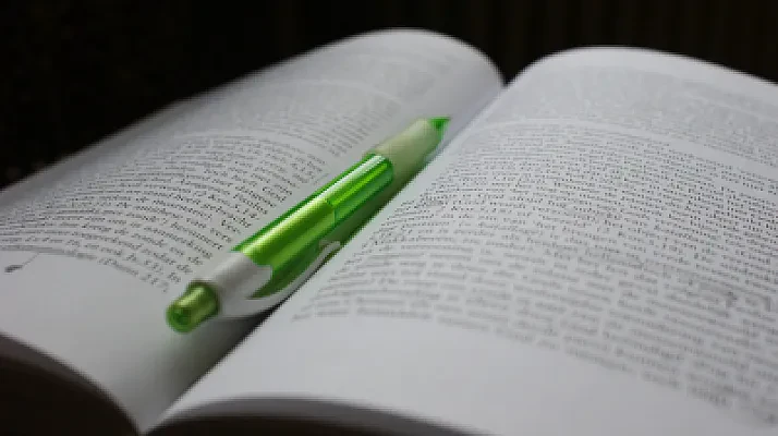 IB vs A-level vs National Curriculum: Which Gives ASEAN Students Better Odds Applying Abroad
