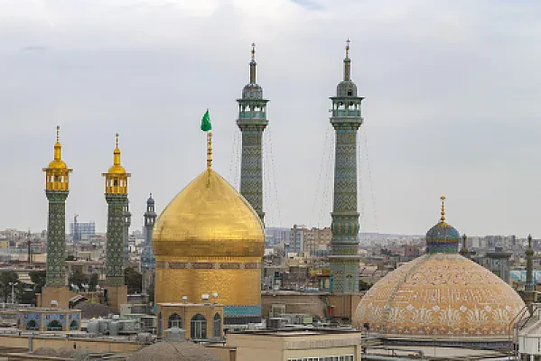 Iranian Students in the USA: Community, Campuses, and Daily Life