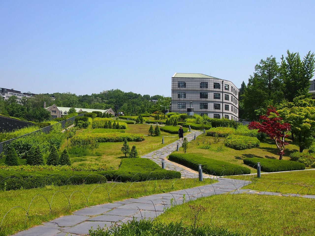 Making Friends and Understanding Social Etiquette in Japan and South Korea as an ASEAN Student