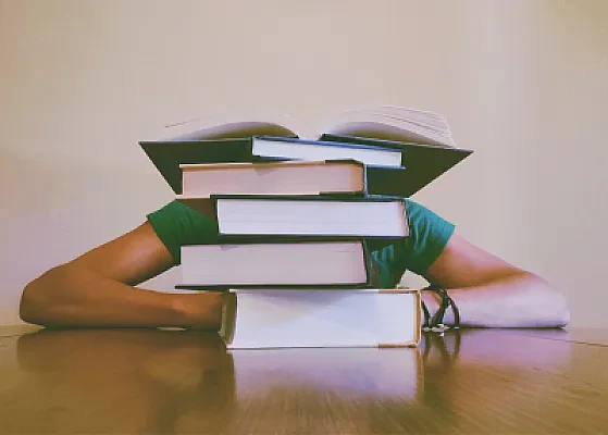 Building a Study Schedule for the MCAT Around a Full Course Load