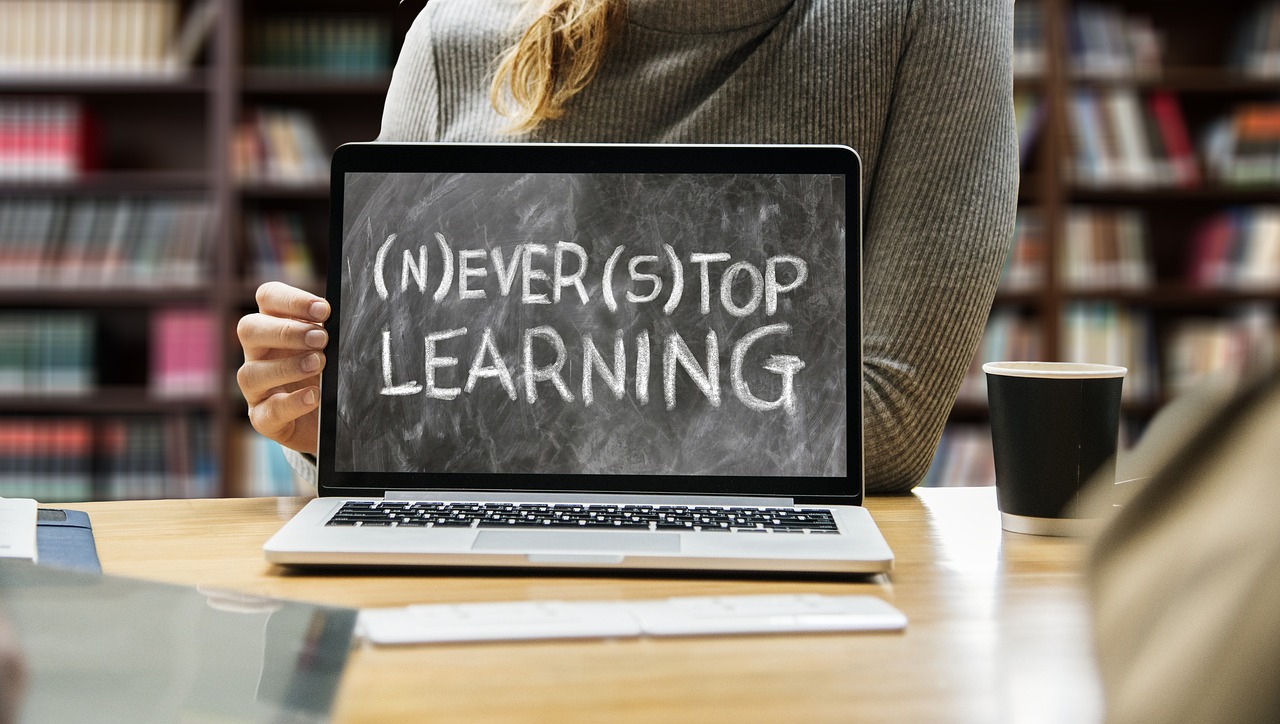 Online Master's Degrees: How They Compare to On-Campus Programs