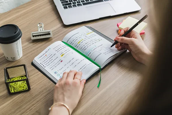 Private Tutor Versus Self-Study Test Prep: Weighing the Cost