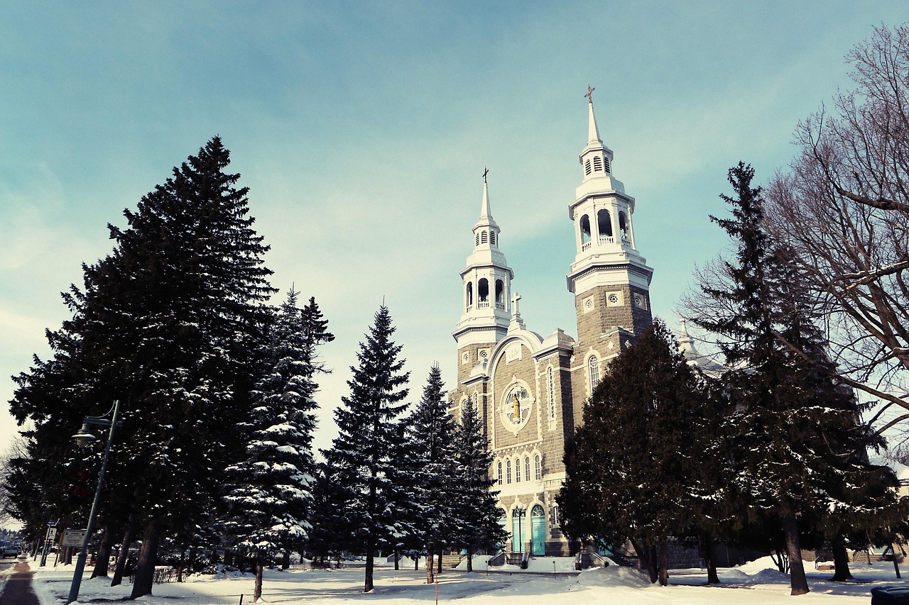Quebec Students Applying to Universities in the Rest of Canada: How the Missing Year Is Handled