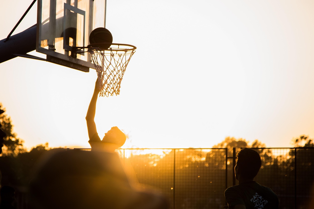 Redshirting Explained: How It Affects Playing Time and Eligibility Clocks