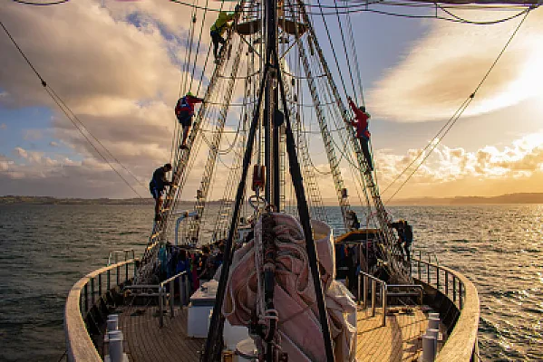 SEA Semester and Other Ship-Based Study Programs for Canadian Students