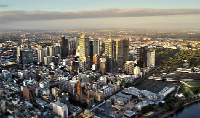 Singaporean Students in Australia: University Pathways and National Service Deferment