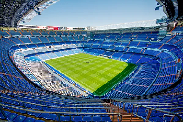 Spain's LOSU Law: How the 2023 Reform Capped Tuition and Cut Resit Fees