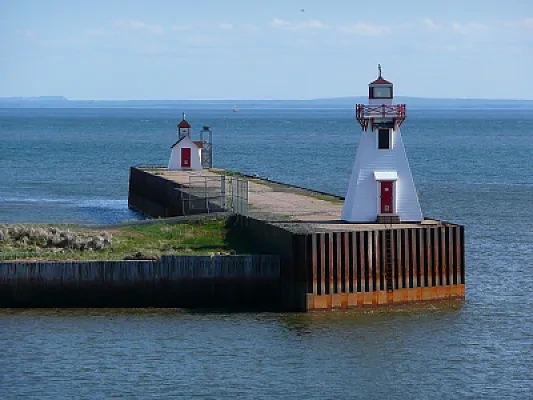 Student Financial Aid in Prince Edward Island: Loans, Grants and How to Apply