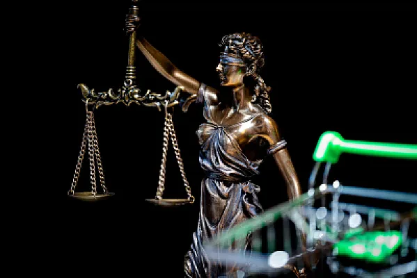 The UK LLB for Canadian Students Explained