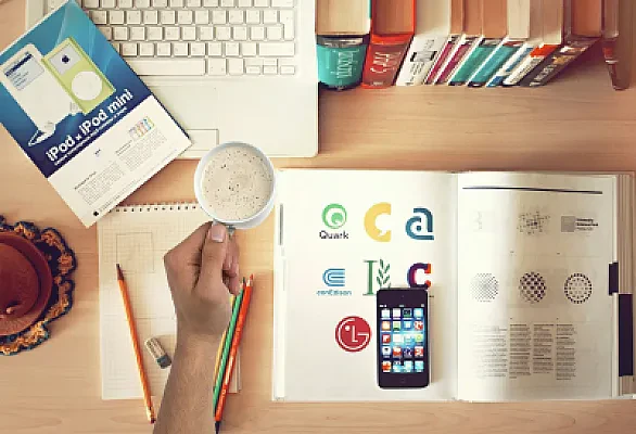Thesis Master's vs Course-Based Master's in Canada: Which One Fits Your Goals