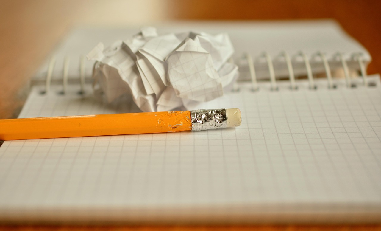 Thesis vs Dissertation: What Sets Them Apart