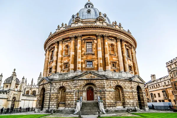 How to Check If a UK University or College Has Degree-Awarding Powers