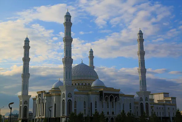 US Student Visa from Kazakhstan: Documents, Interview, and Common Refusals