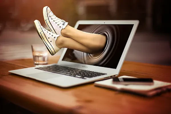 Using AI Tools for Schoolwork Without Violating Academic Integrity