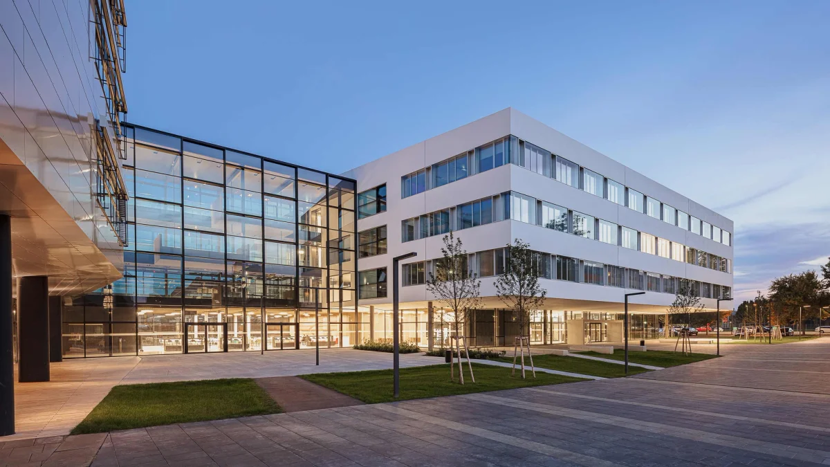 St. Pölten University of Applied Sciences campus from the outside