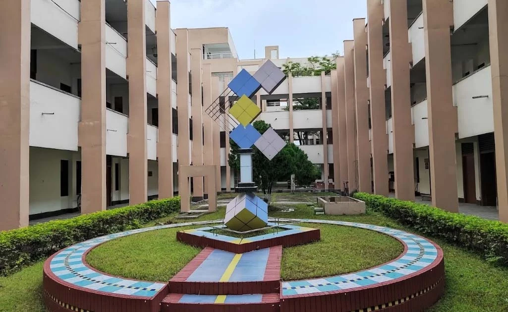 Inside Darul Ihsan University
