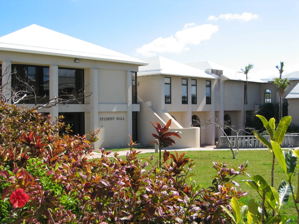Bermuda College institutional setting