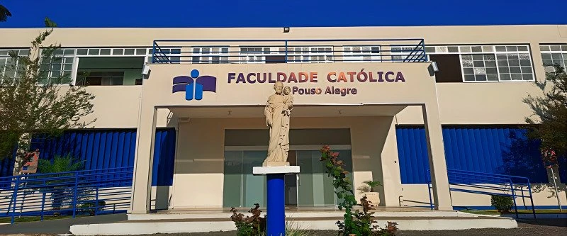 Students at Catholic Faculty of Pouso Alegre