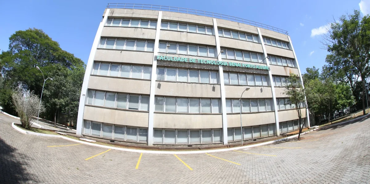 Front view of SENAI Faculty of Technology of Porto Alegre