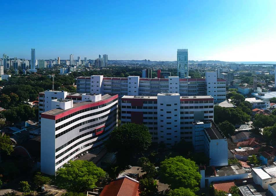 Universidade Católica de Pernambuco campus from the outside