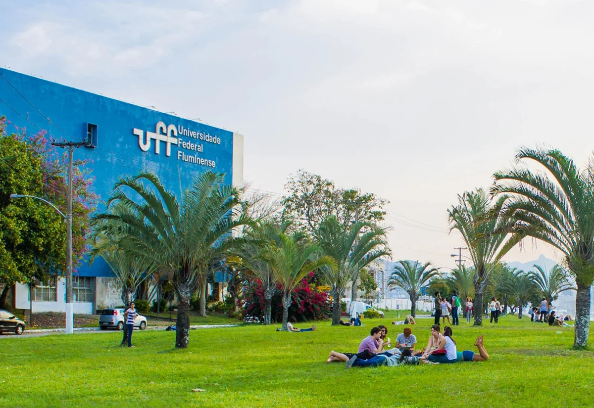 Universidade Federal Fluminense institutional grounds