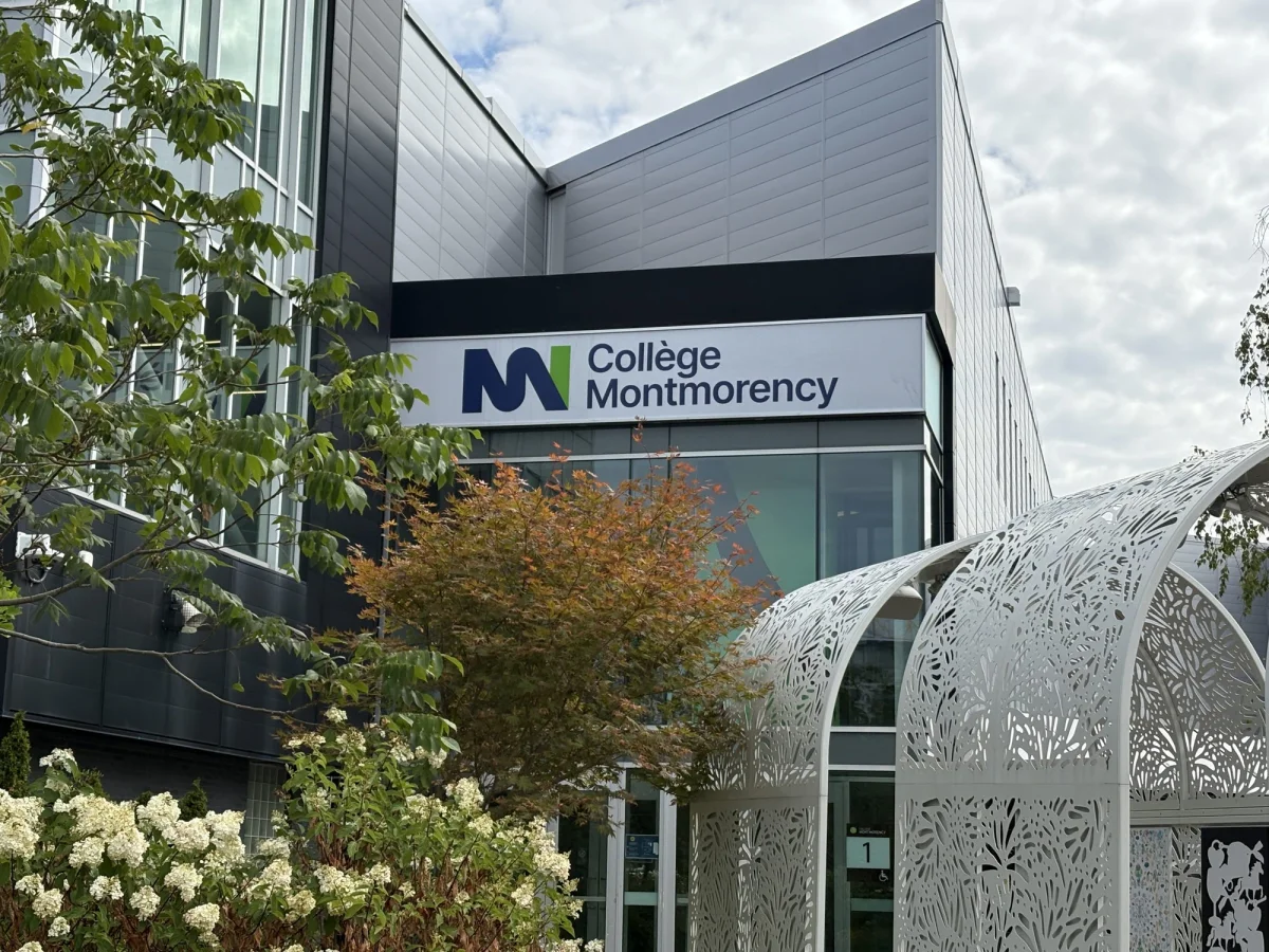 Front view of Collège Montmorency