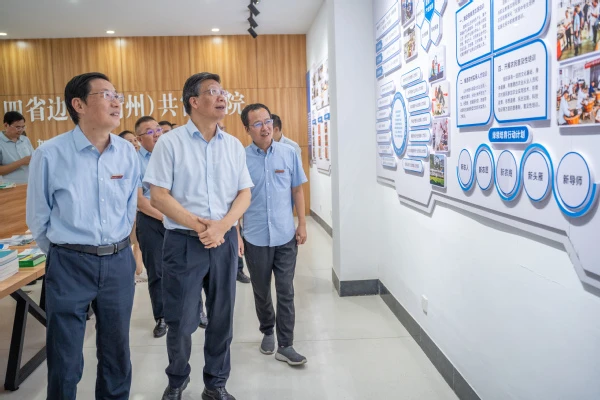 Quzhou College of Technology campus scene