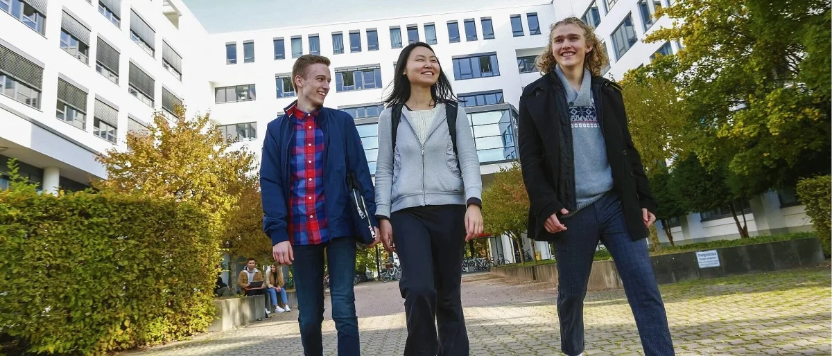 Baden-Wuerttemberg Cooperative State University community on campus