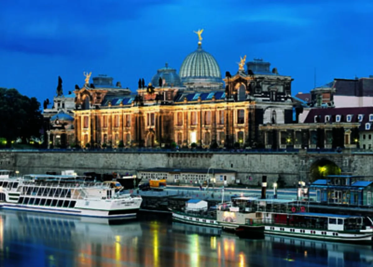 Dresden University of Fine Arts academic facilities
