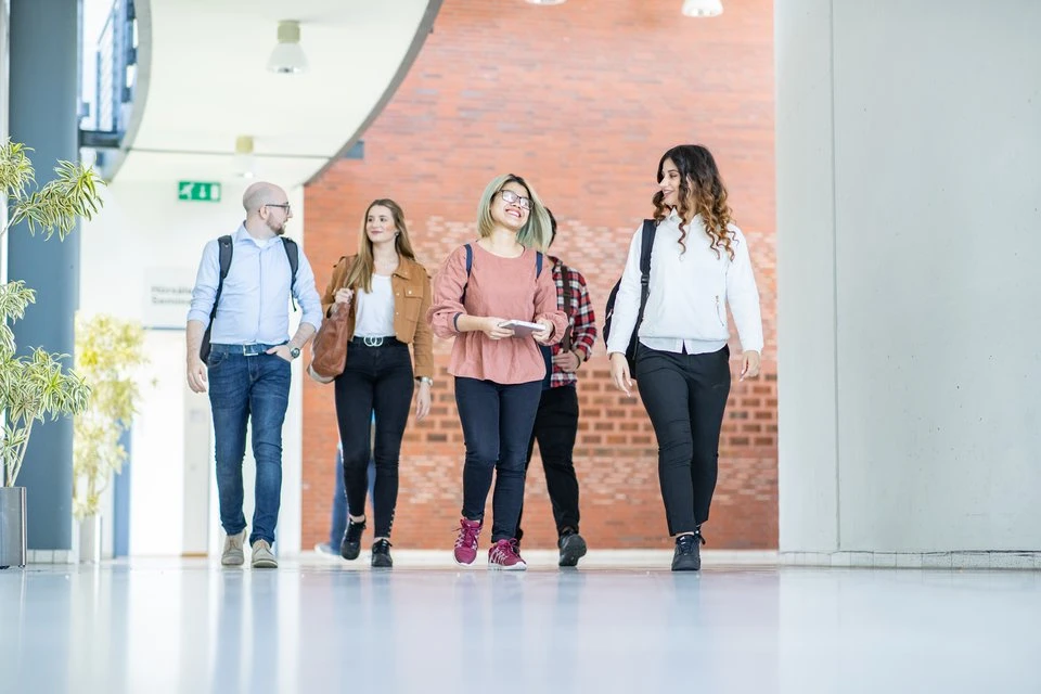 Westfälische Hochschule campus scene