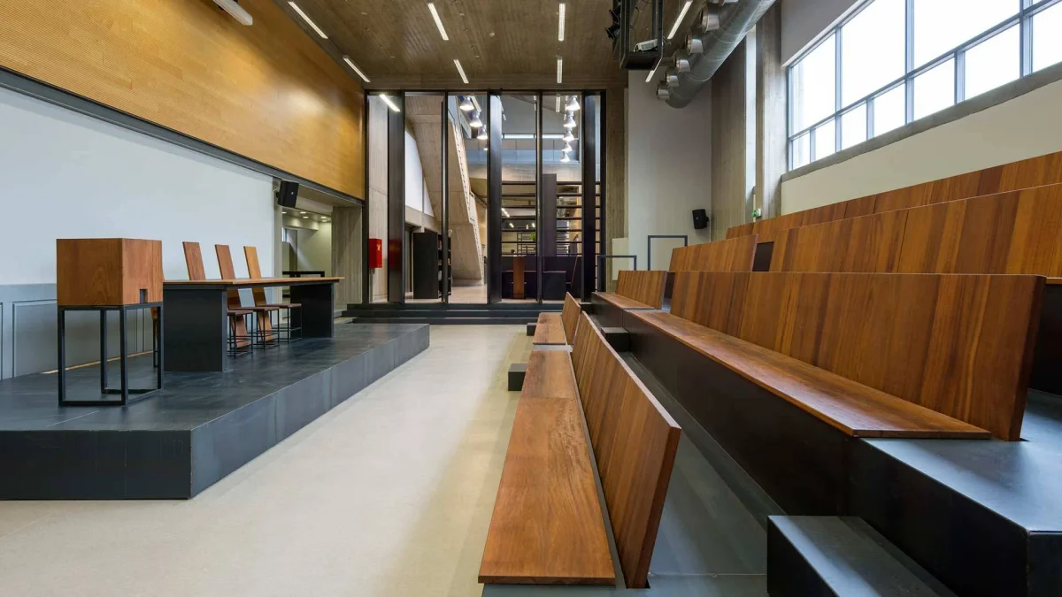 Athens School of Fine Arts learning environment
