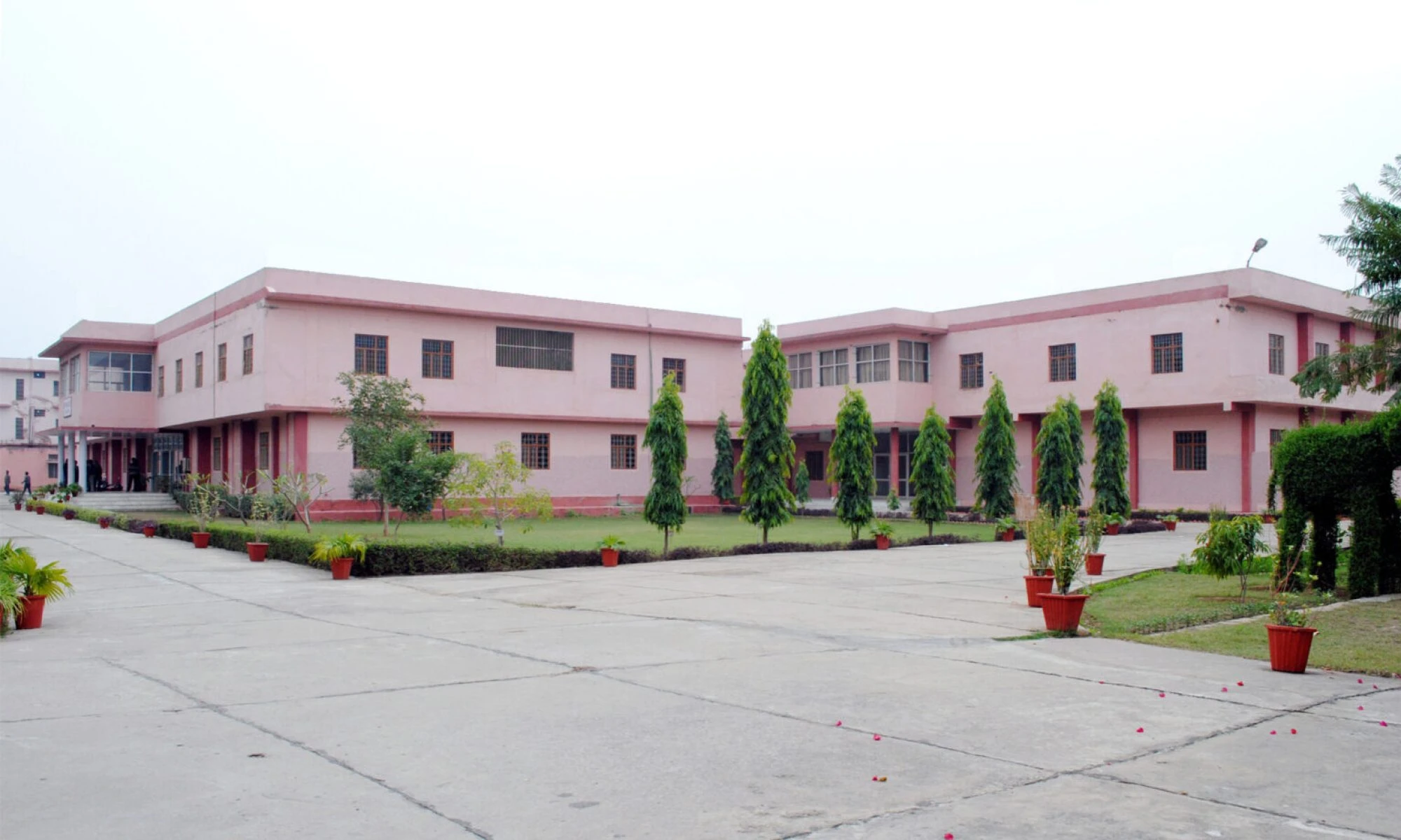 Alwar Pharmacy College campus scene