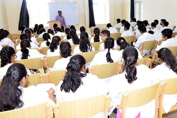 Shamnur Shivashankarappa Institute of Medical Sciences & Research Centre learning environment