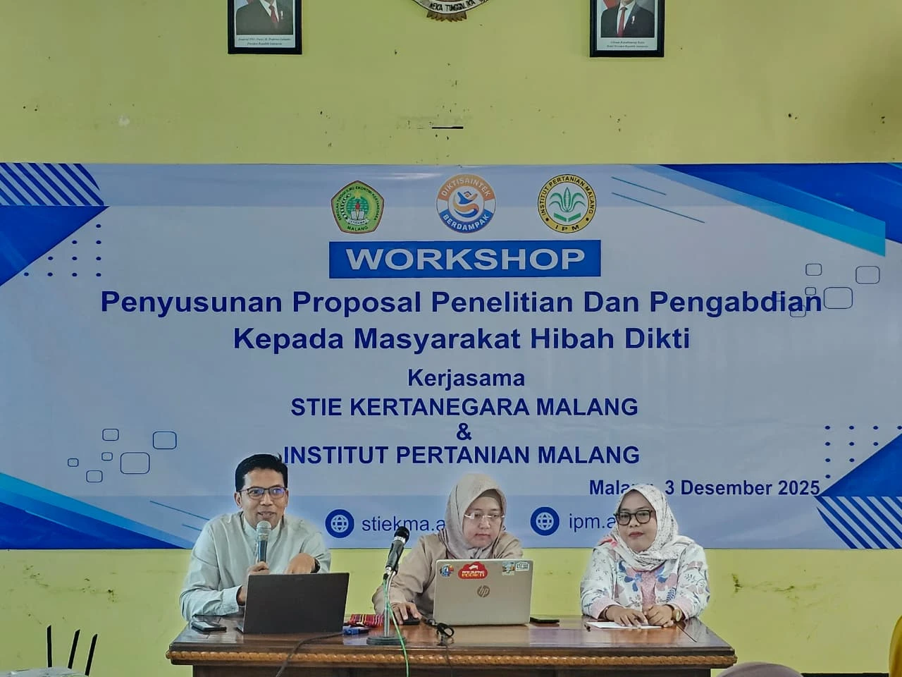 Kertanegara College of Economics academic and student spaces