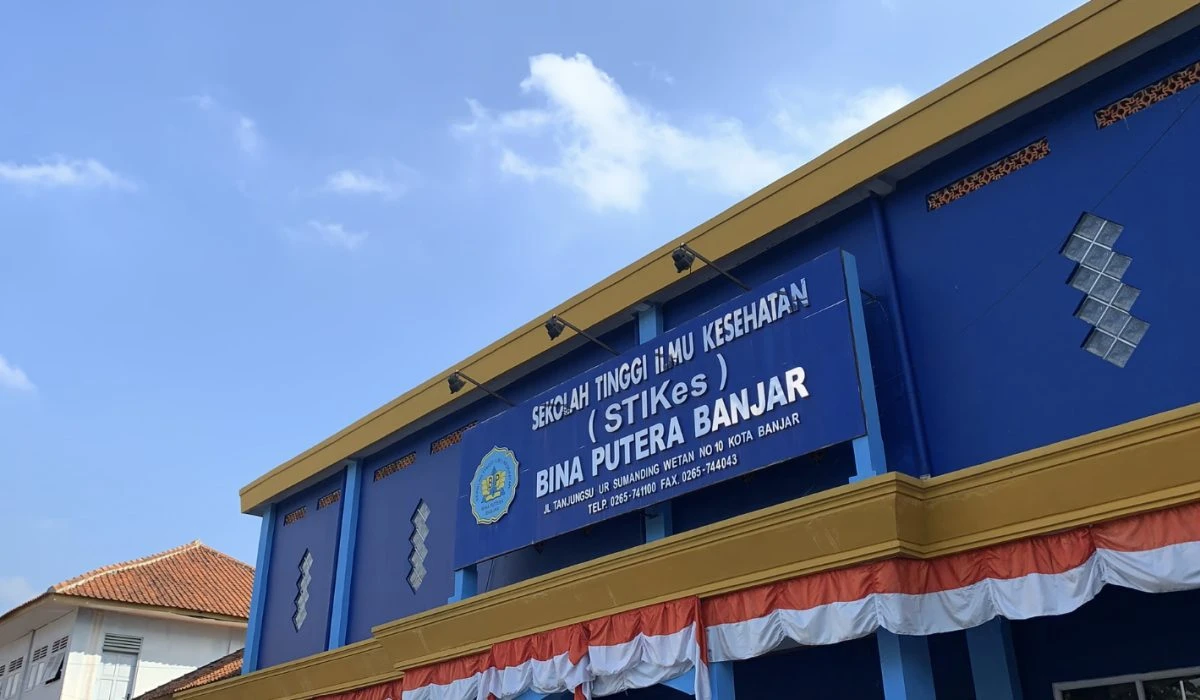 Putera Banjar College of Health Sciences institutional setting