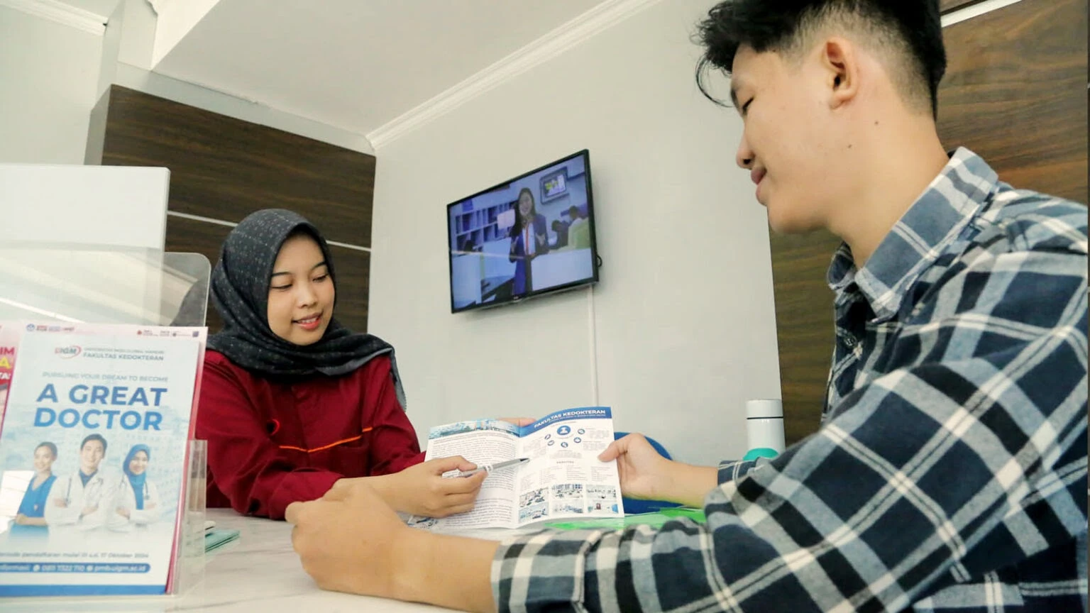 Universitas Indo Global Mandiri campus building