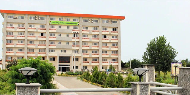Students at Hadaf Institute of Higher Education