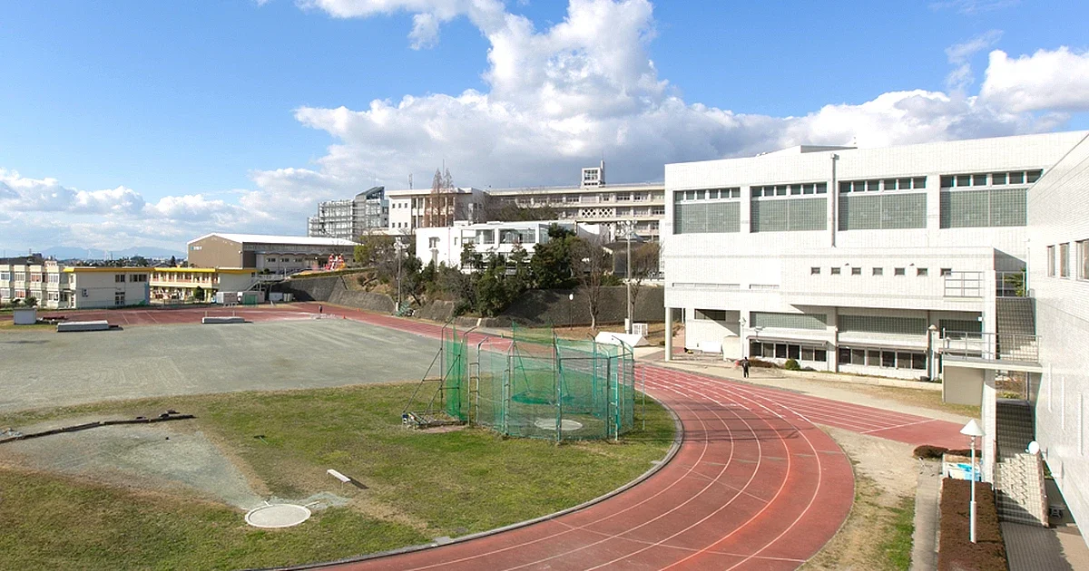 Shigakkan University central facility