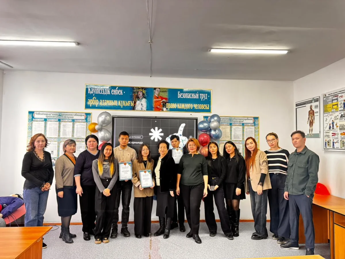 Students at Zhezkazgan University